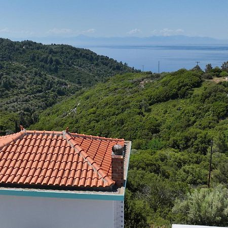Iordanis House- Traditional House In Old Alonnisos Экстерьер фото